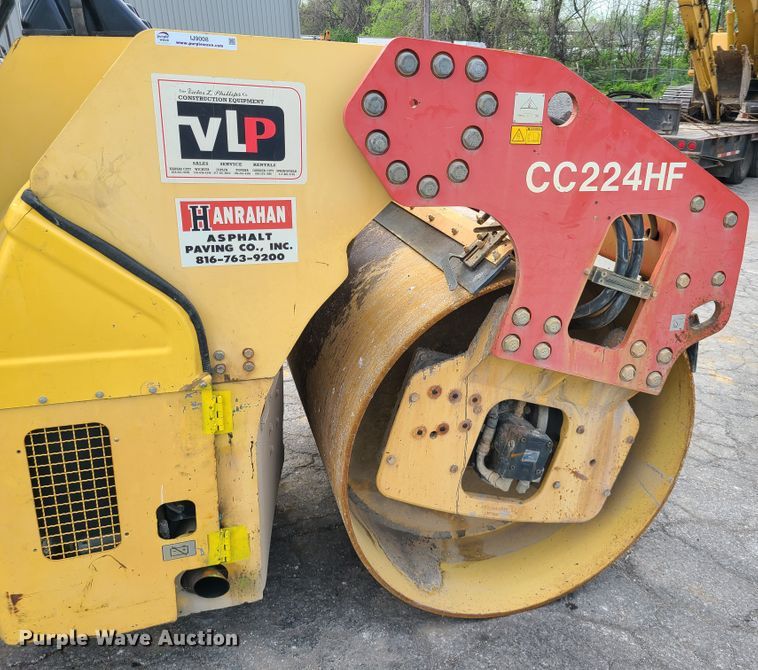 image for item IJ9008 Dynapac CC224 HF  double drum roller