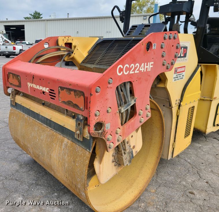 image for item IJ9008 Dynapac CC224 HF  double drum roller