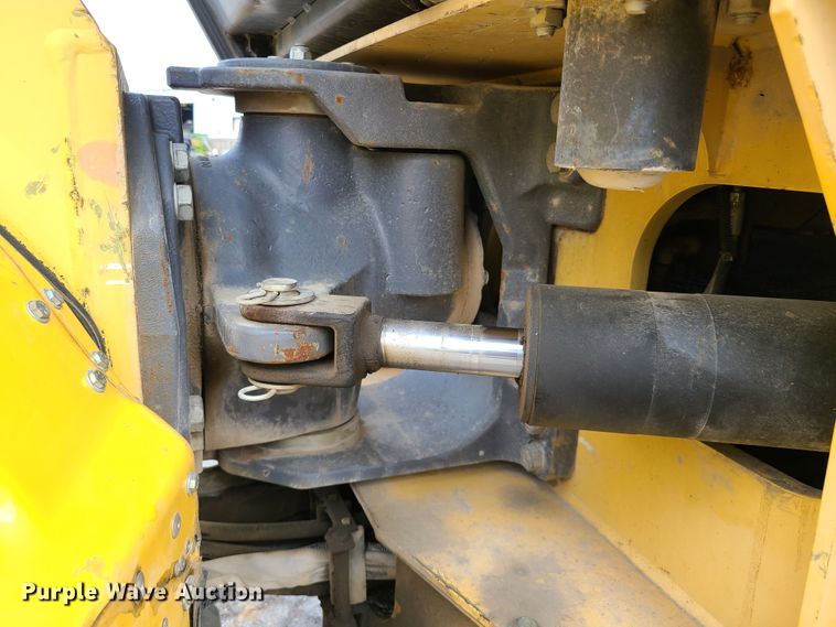 image for item IJ9008 Dynapac CC224 HF  double drum roller