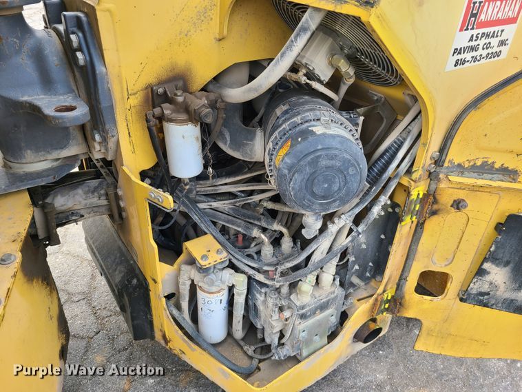 image for item IJ9008 Dynapac CC224 HF  double drum roller