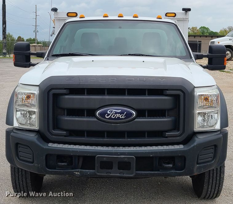 image for item IJ9011 2012 Ford F450 Super Duty  flatbed truck