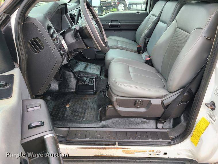 image for item IJ9011 2012 Ford F450 Super Duty  flatbed truck