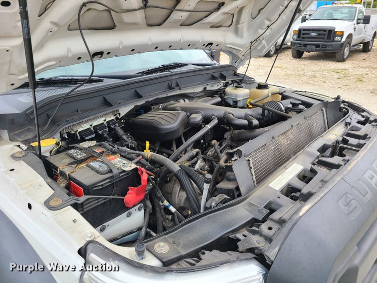 image for item IJ9011 2012 Ford F450 Super Duty  flatbed truck