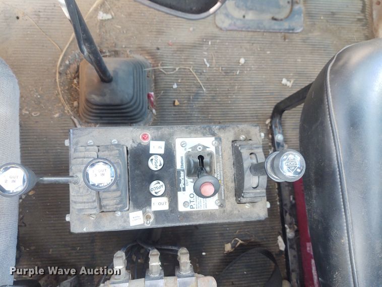 image for item IK9249 2003 Kenworth W900  winch truck