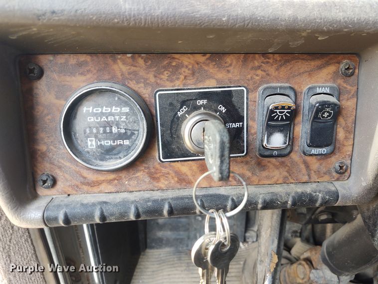 image for item IK9249 2003 Kenworth W900  winch truck