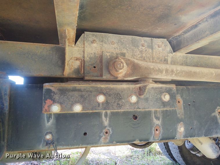 image for item IK9249 2003 Kenworth W900  winch truck