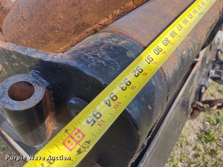 image for item IK9249 2003 Kenworth W900  winch truck