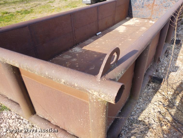 image for item IK9249 2003 Kenworth W900  winch truck