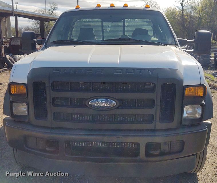 image for item IK9251 2008 Ford F450 Super Duty XL  flatbed truck