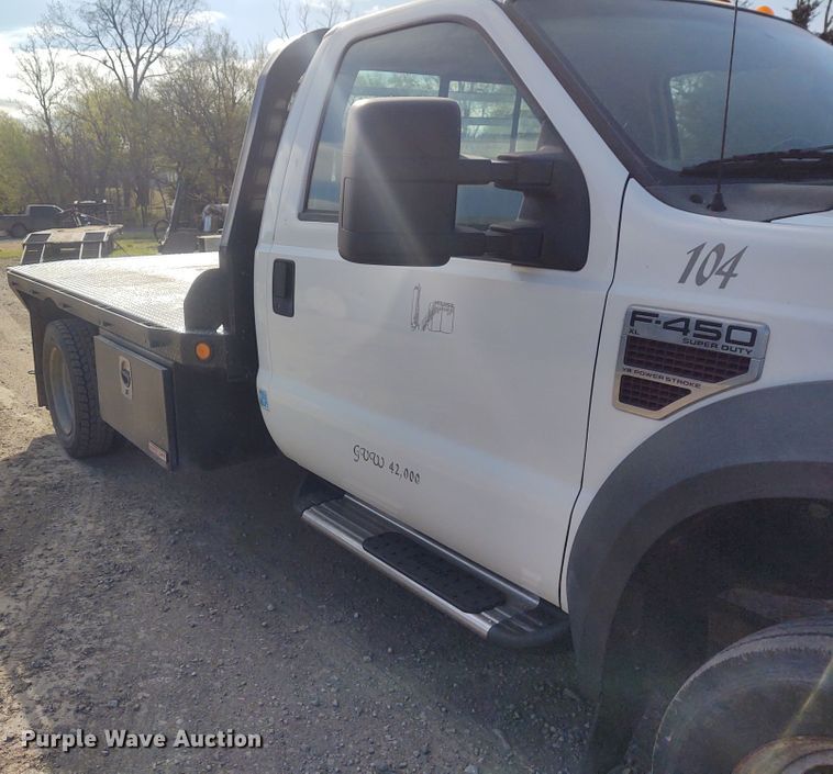 image for item IK9251 2008 Ford F450 Super Duty XL  flatbed truck