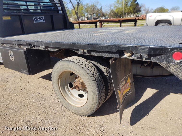 image for item IK9251 2008 Ford F450 Super Duty XL  flatbed truck