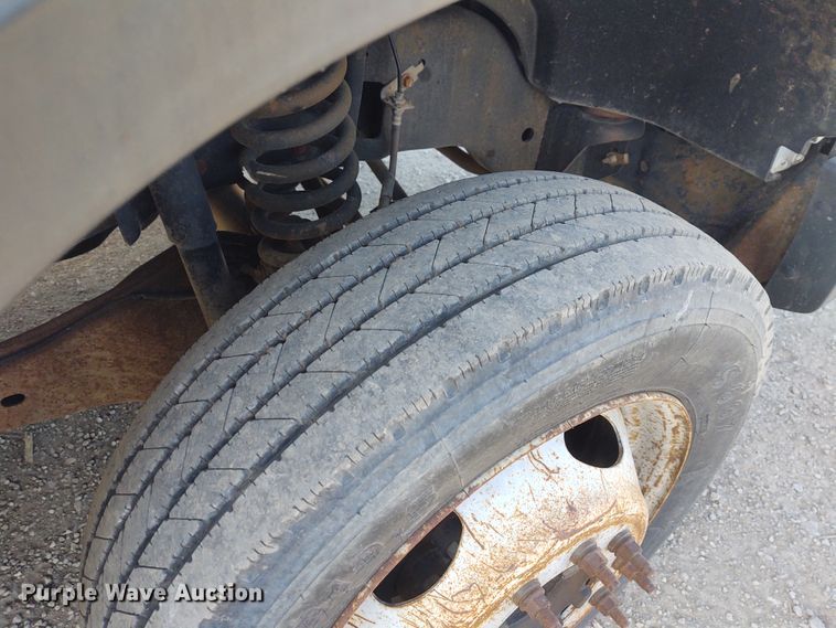 image for item IK9251 2008 Ford F450 Super Duty XL  flatbed truck