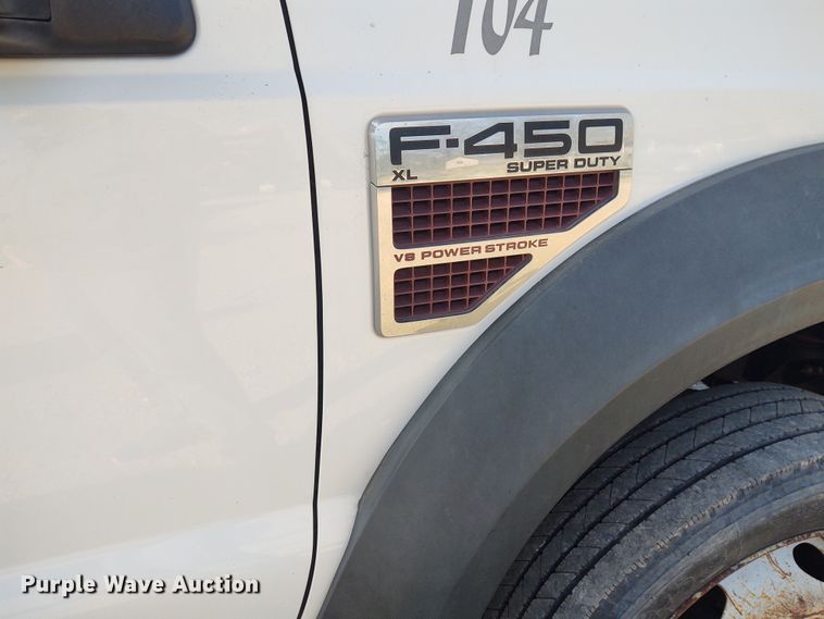 image for item IK9251 2008 Ford F450 Super Duty XL  flatbed truck