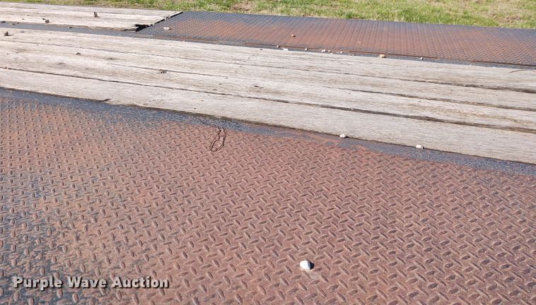 image for item IK9259 2006 Belshe  equipment trailer