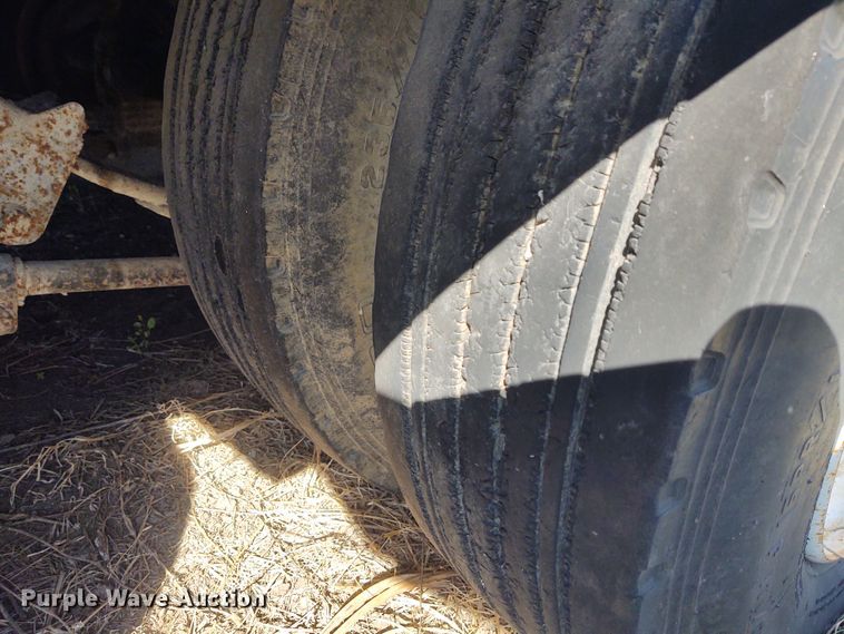 image for item IK9259 2006 Belshe  equipment trailer