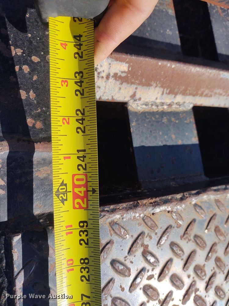 image for item IK9259 2006 Belshe  equipment trailer