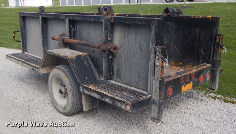 image for item IL9249 1989 Brooks Brothers  reel trailer