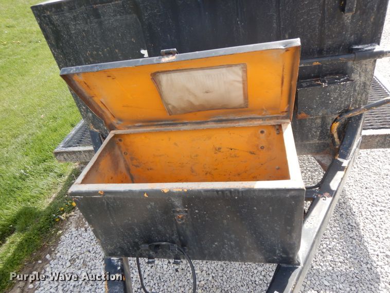 image for item IL9249 1989 Brooks Brothers  reel trailer