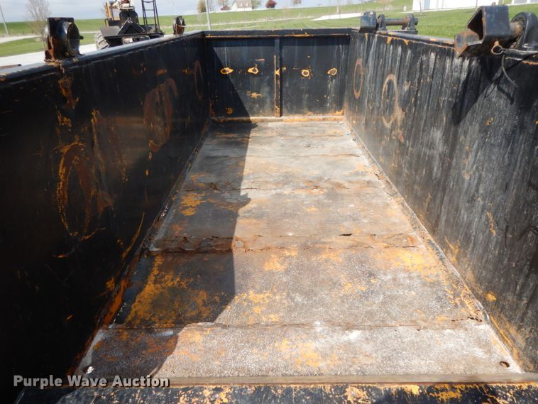 image for item IL9249 1989 Brooks Brothers  reel trailer