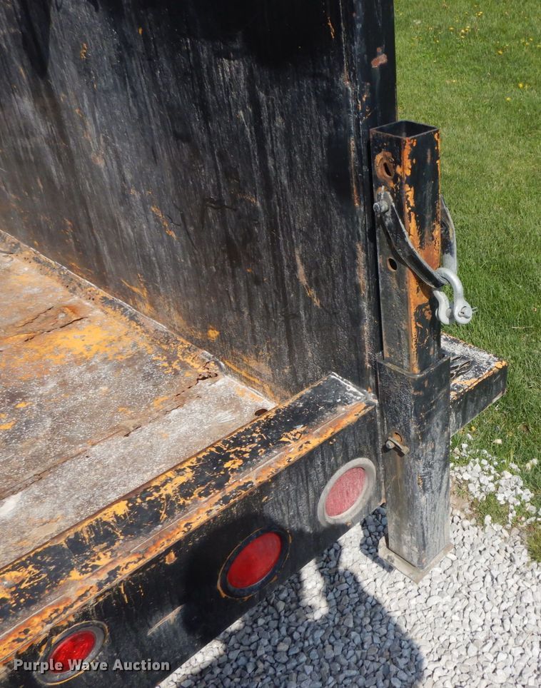 image for item IL9249 1989 Brooks Brothers  reel trailer