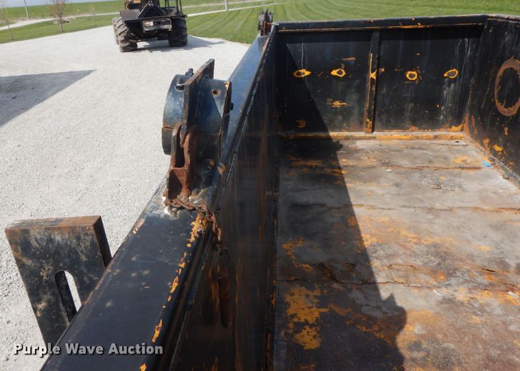 image for item IL9249 1989 Brooks Brothers  reel trailer