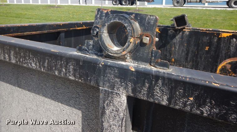 image for item IL9249 1989 Brooks Brothers  reel trailer