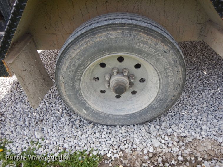 image for item IL9249 1989 Brooks Brothers  reel trailer