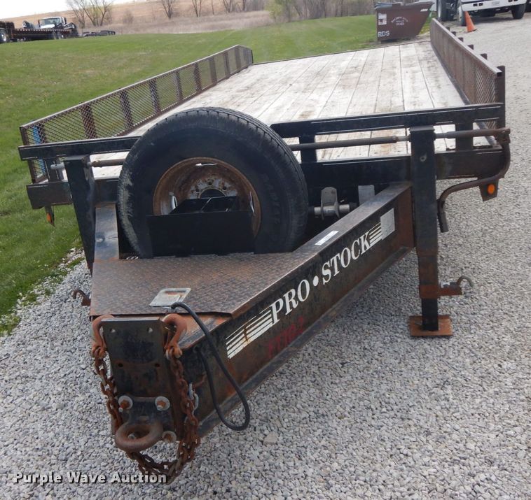 image for item IL9250 2005 Willis FT102  equipment trailer