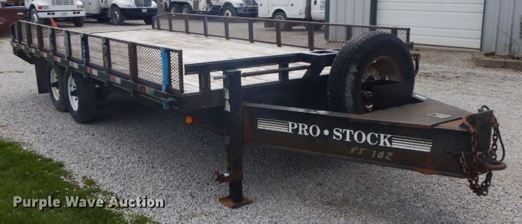 image for item IL9250 2005 Willis FT102  equipment trailer