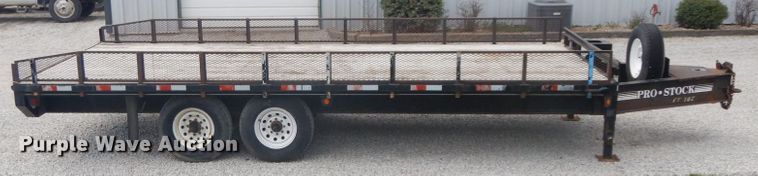 image for item IL9250 2005 Willis FT102  equipment trailer