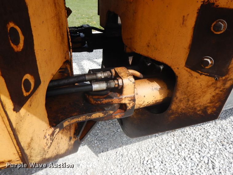 image for item IL9251 Clark 666-CUM-GR  skidder with bucket