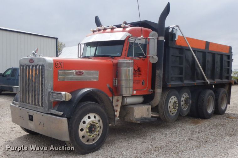 image for item IL9255 2000 Peterbilt 379  dump truck