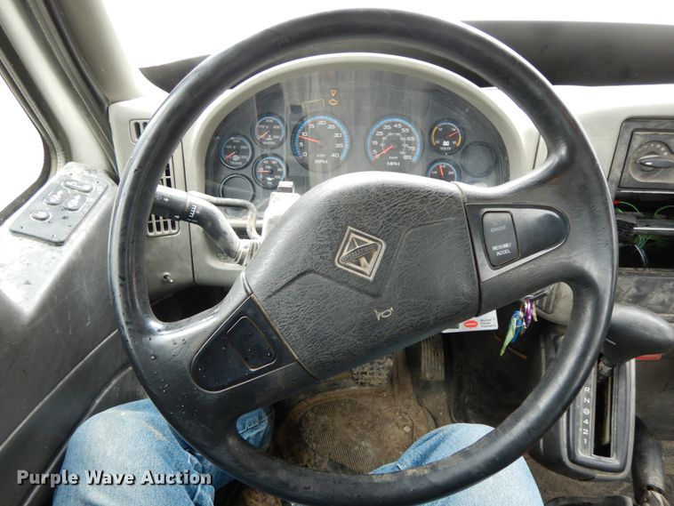 image for item IL9274 2015 International TerraStar SFA  truck cab & chassis