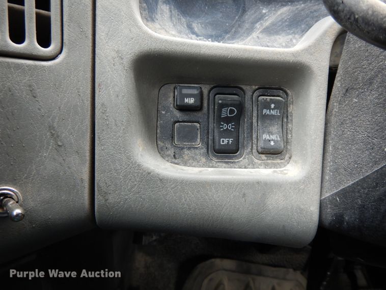 image for item IL9274 2015 International TerraStar SFA  truck cab & chassis