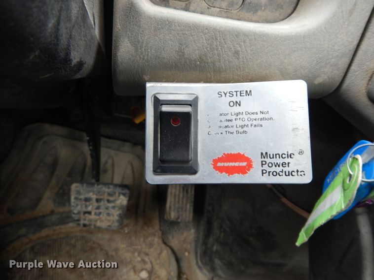 image for item IL9274 2015 International TerraStar SFA  truck cab & chassis