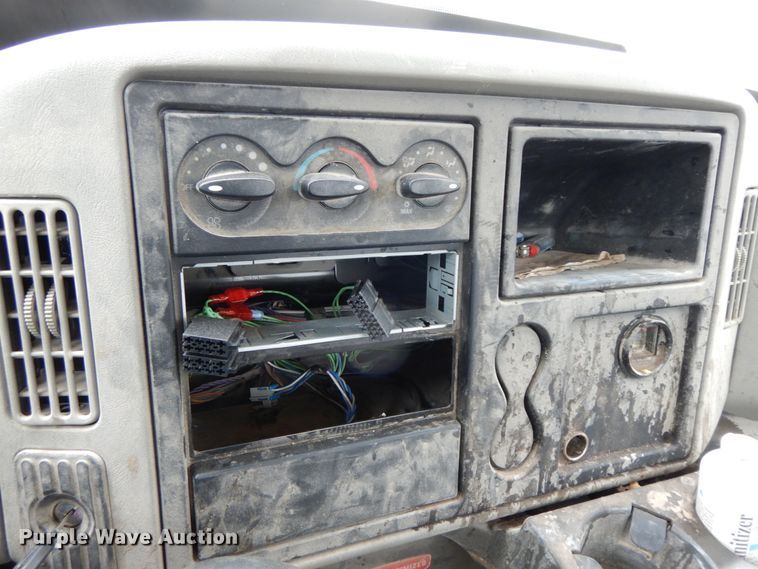 image for item IL9274 2015 International TerraStar SFA  truck cab & chassis