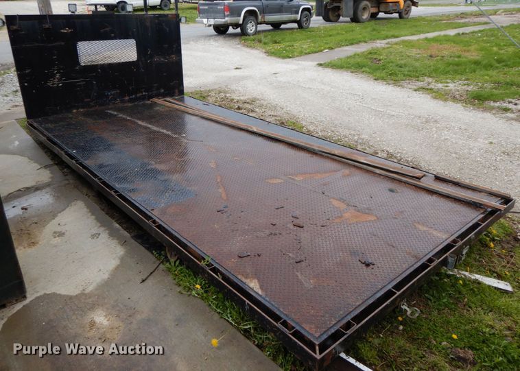 image for item IL9275 Flatbed