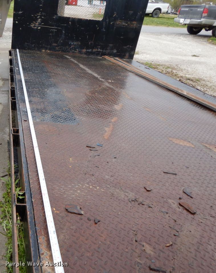 image for item IL9275 Flatbed