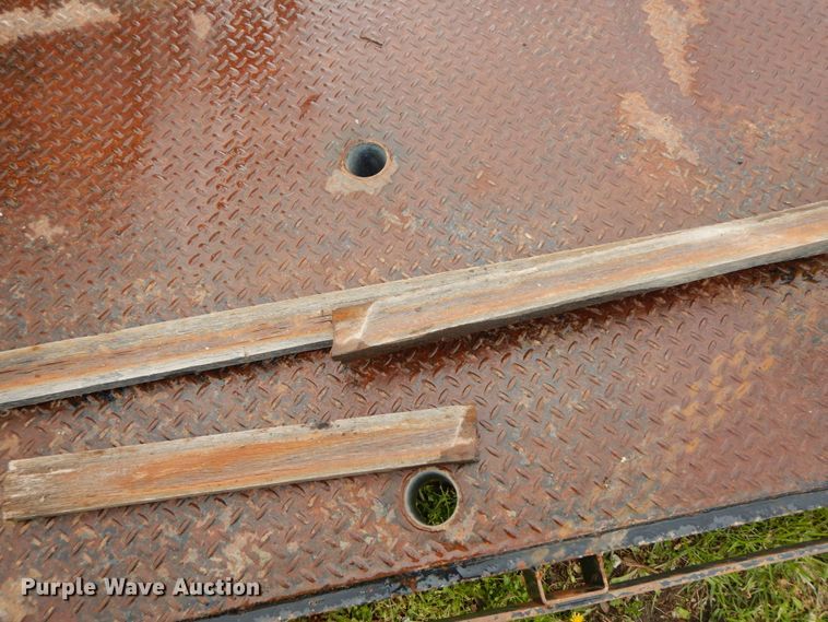 image for item IL9275 Flatbed