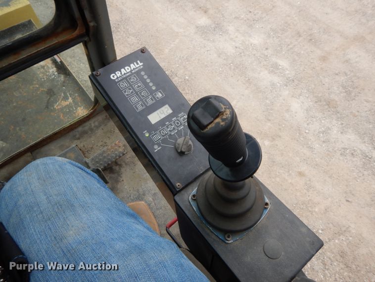 image for item IL9292 1996 Gradall XL4100  wheeled excavator