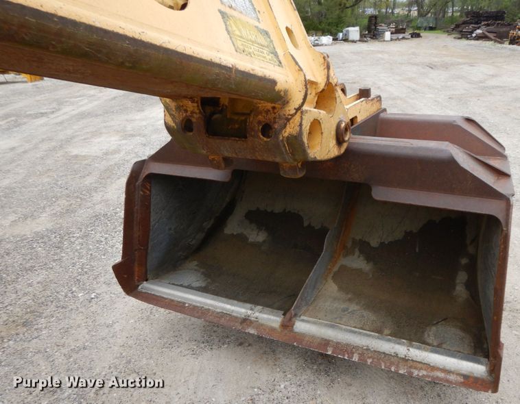 image for item IL9292 1996 Gradall XL4100  wheeled excavator