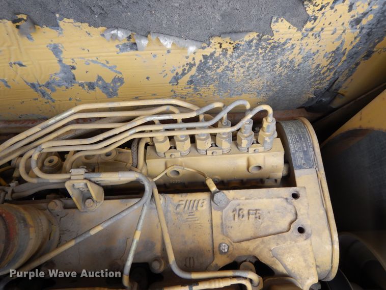 image for item IL9292 1996 Gradall XL4100  wheeled excavator