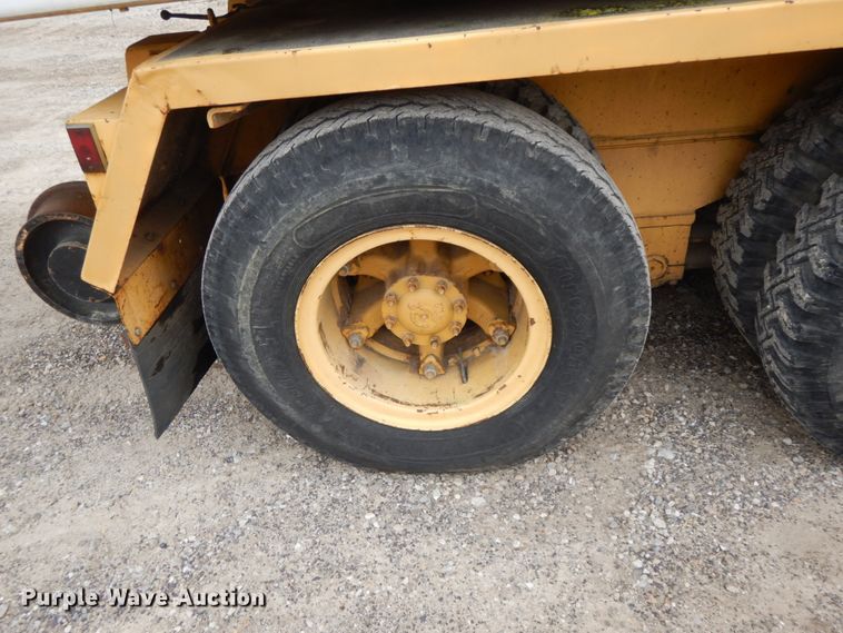 image for item IL9292 1996 Gradall XL4100  wheeled excavator