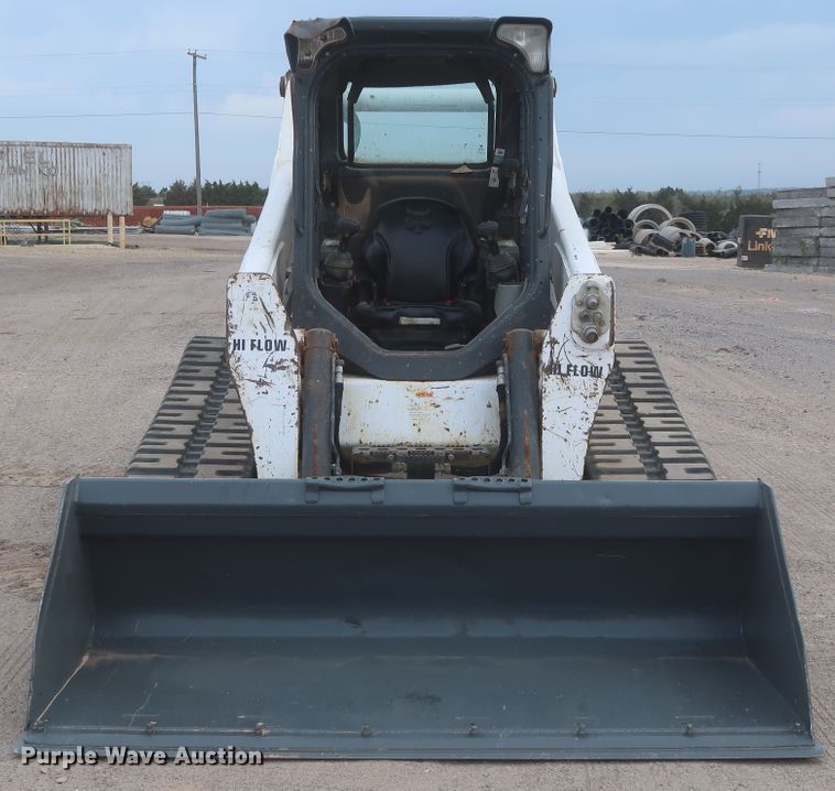 image for item IO9021 2016 Bobcat T870  tracked skid steer loader