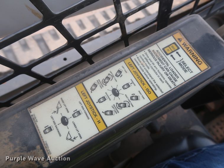 image for item IO9021 2016 Bobcat T870  tracked skid steer loader