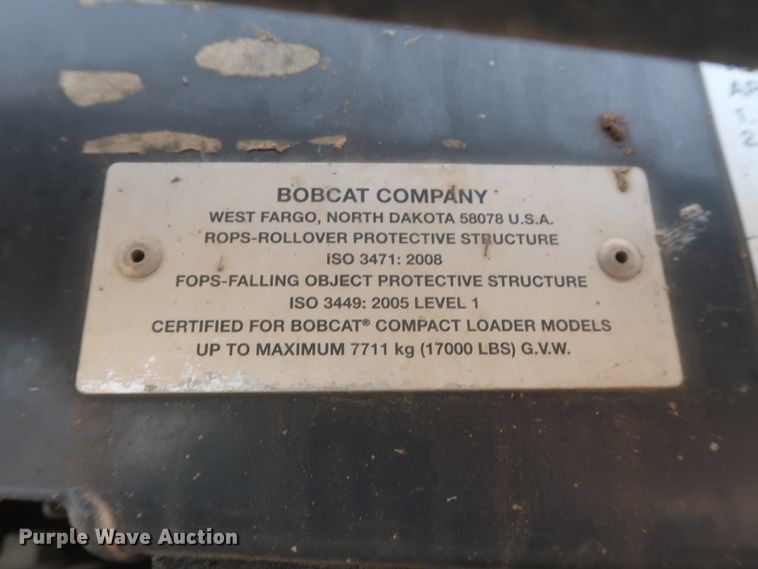image for item IO9021 2016 Bobcat T870  tracked skid steer loader