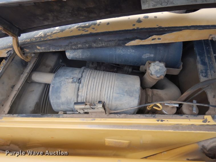 image for item IP9161 1999 Caterpillar 426C  backhoe