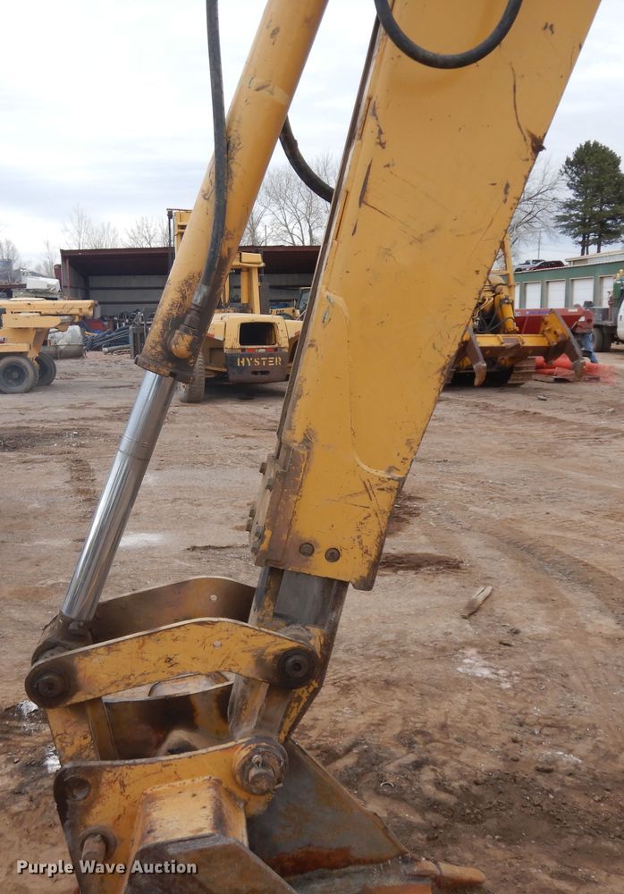 image for item IP9161 1999 Caterpillar 426C  backhoe