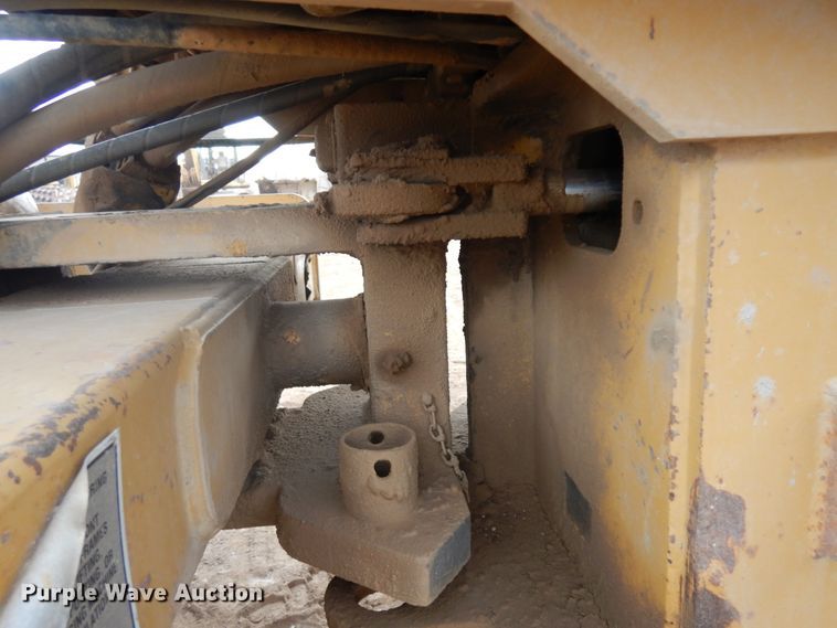 image for item IP9163 1996 Caterpillar CP-323C  single drum vibratory roller