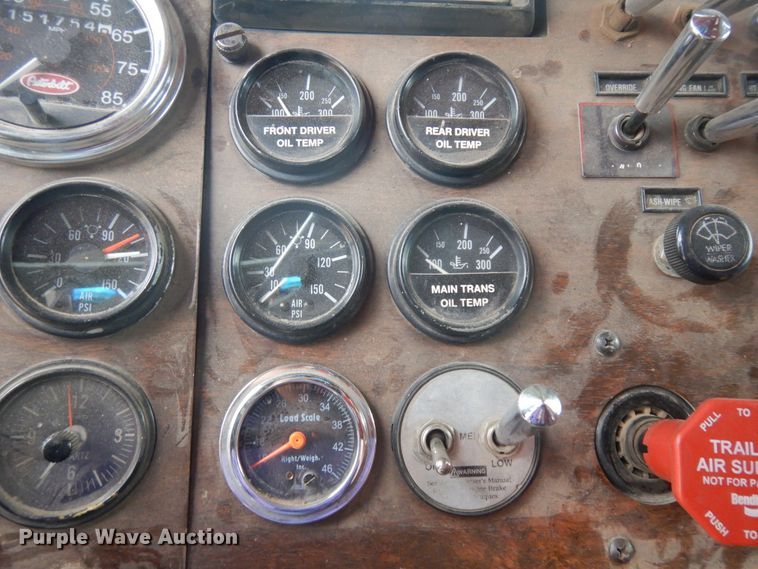 image for item IP9165 1991 Peterbilt 379  semi truck